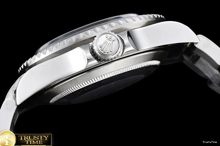 1202 ROLSD061 – SeaDweller UrbanChic 1020